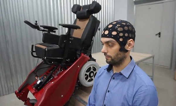 Istraživači kreirali invalidska kolica koja mogu da se kontrolišu mislima
