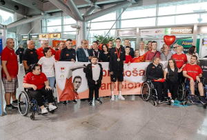 Ministar Šćekić dočekao crnogorske paraolimpijce: Vaša borba, upornost i istrajnost služe našoj zemlji na ponos
