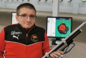 Beranac Đinović cilja plasman u finale u Parizu